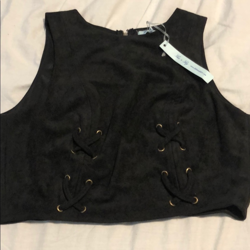 Cute crop top